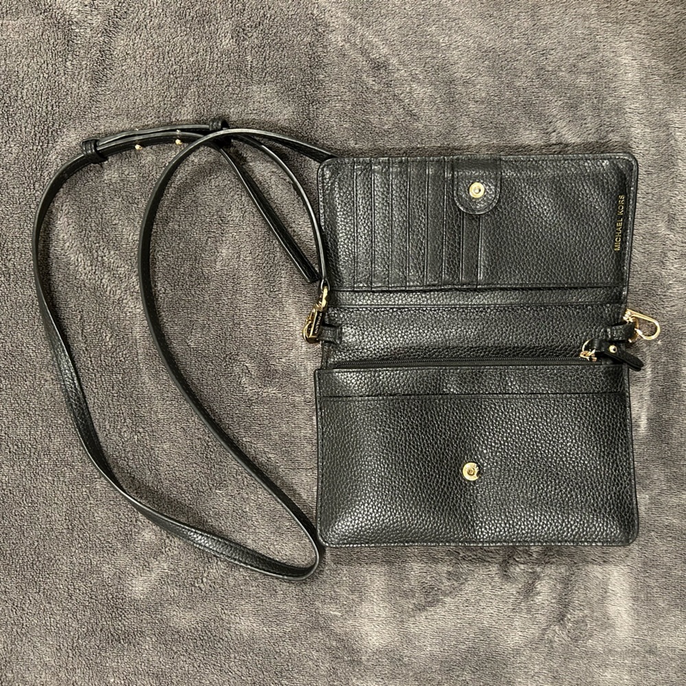 MICHEAL KORS Crossbody